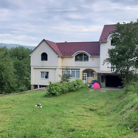 в бабаєво Villa *